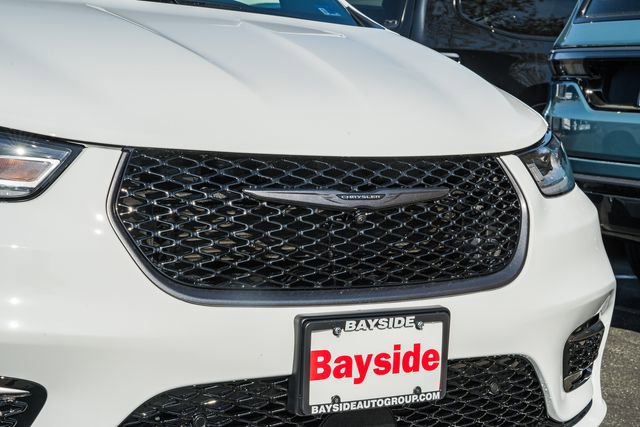 New 2026 Chrysler Pacifica Select image 14