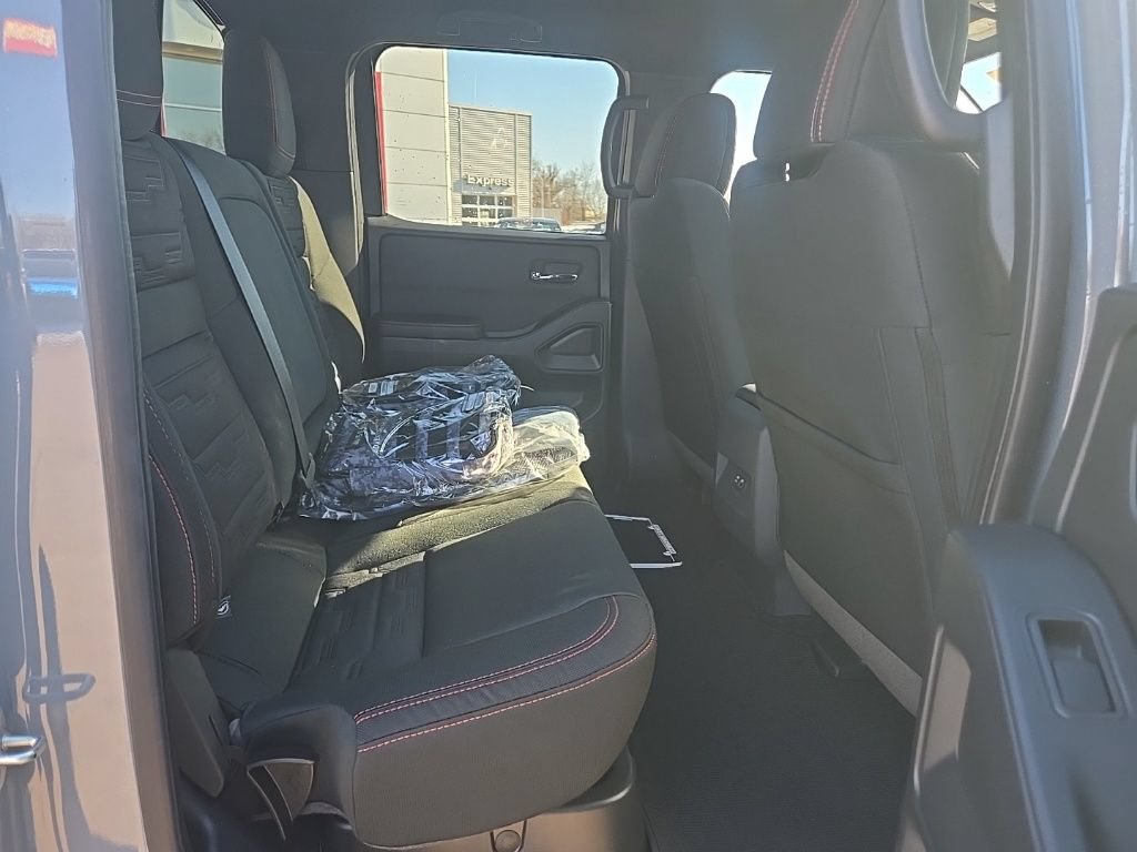 New 2025 Nissan Frontier PRO-4X AWD/4WD image 32