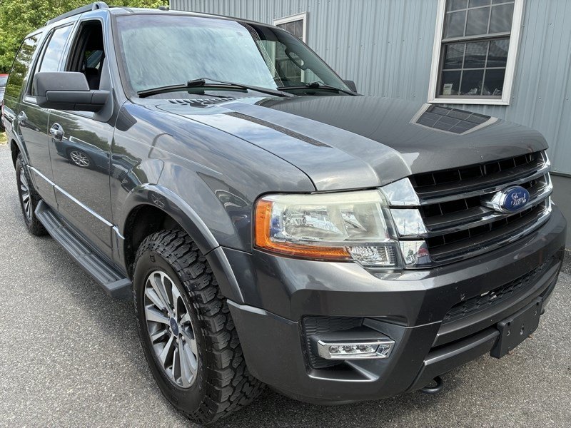 Used 2015 Ford Expedition XLT AWD/4WD image 1