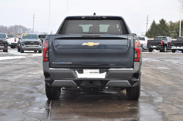 New 2025 Chevrolet Silverado EV LT AWD/4WD image 4