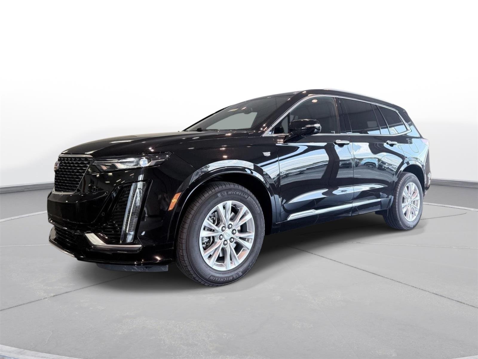 Certified 2024 Cadillac XT6 Luxury w/ LPO, Floor Liner Package AWD/4WD image 9