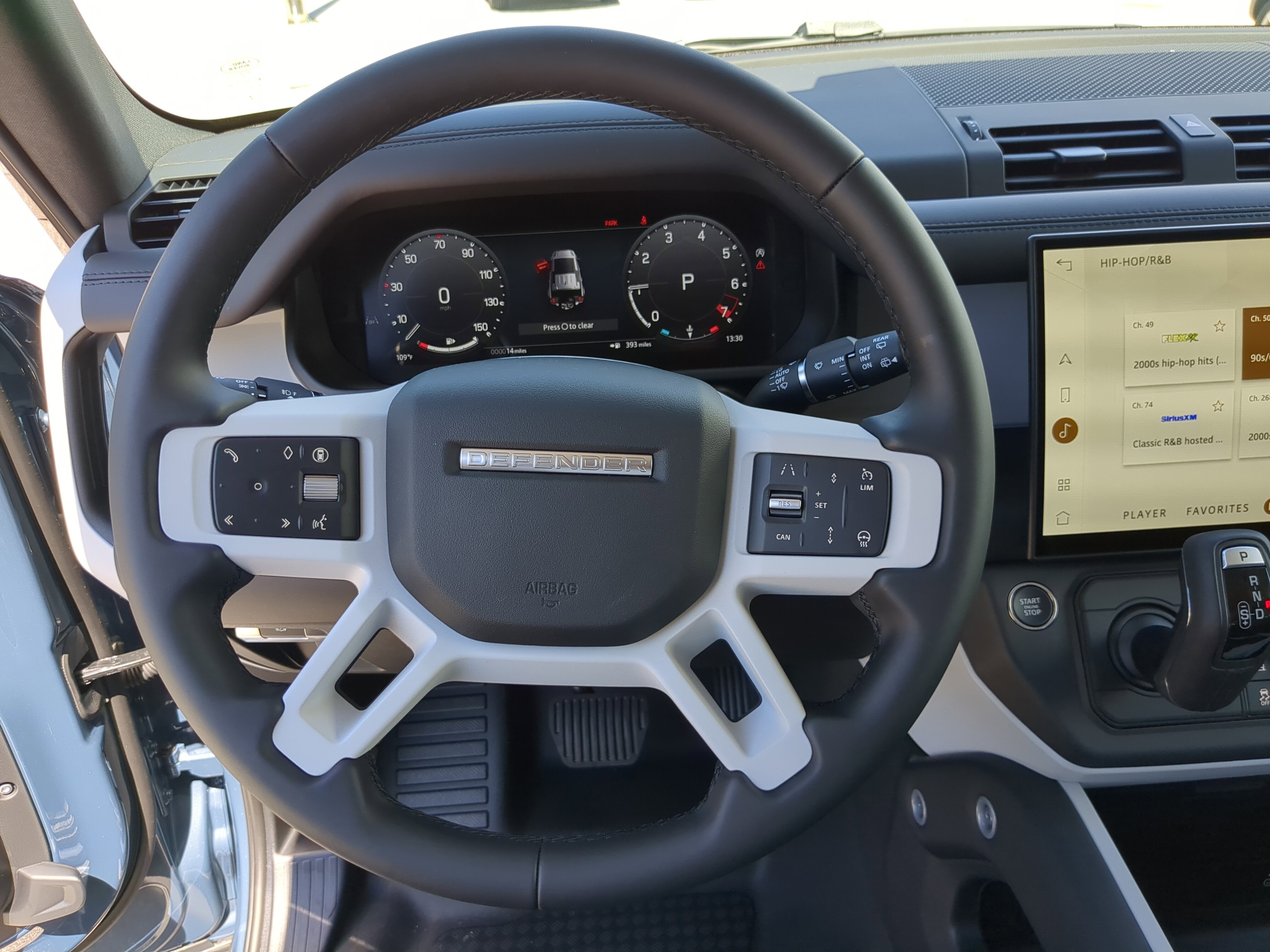 New 2026 Land Rover Defender 110 S image 29