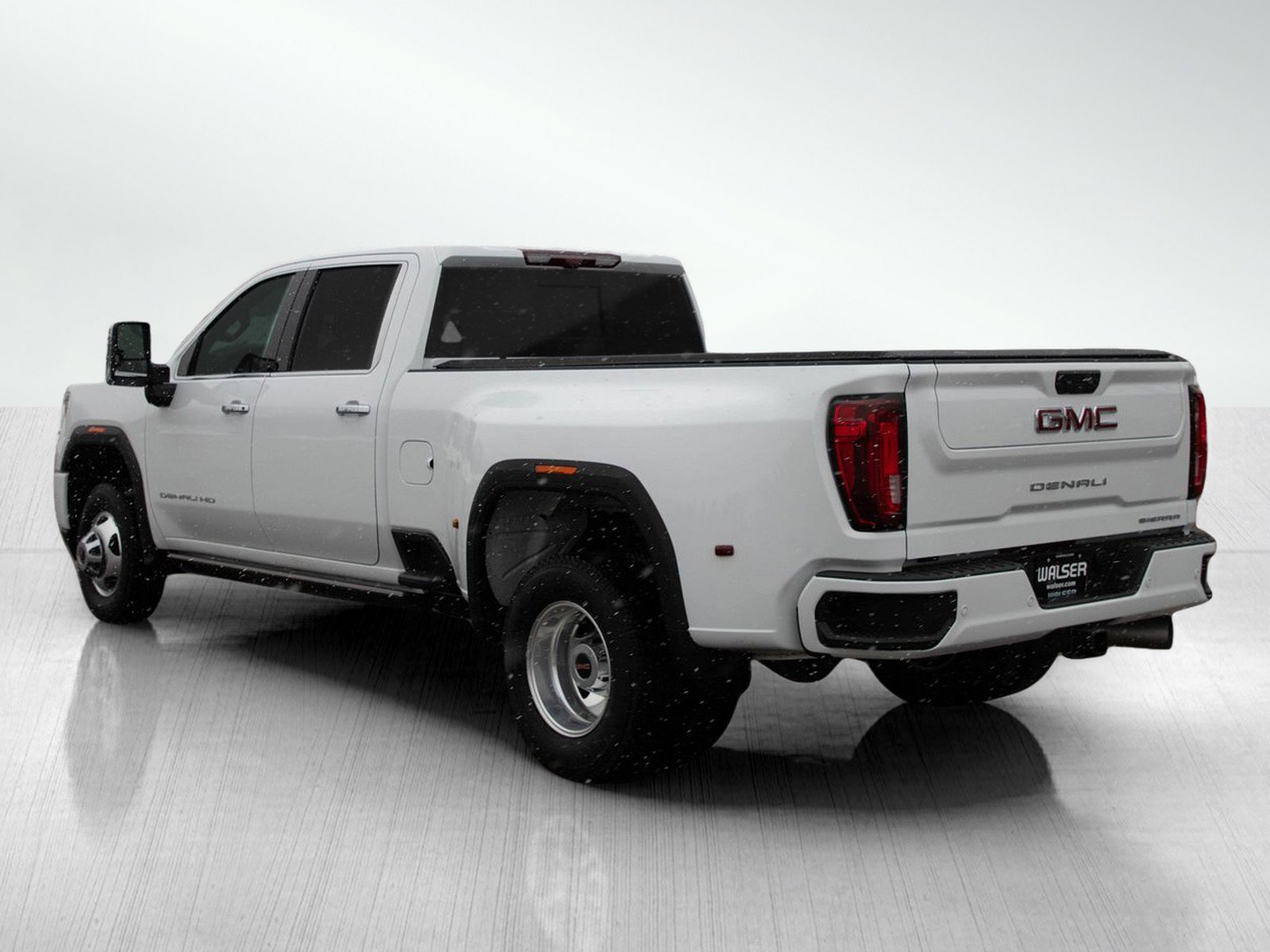 Used 2022 GMC Sierra 3500 Denali w/ Denali Ultimate Package image 3