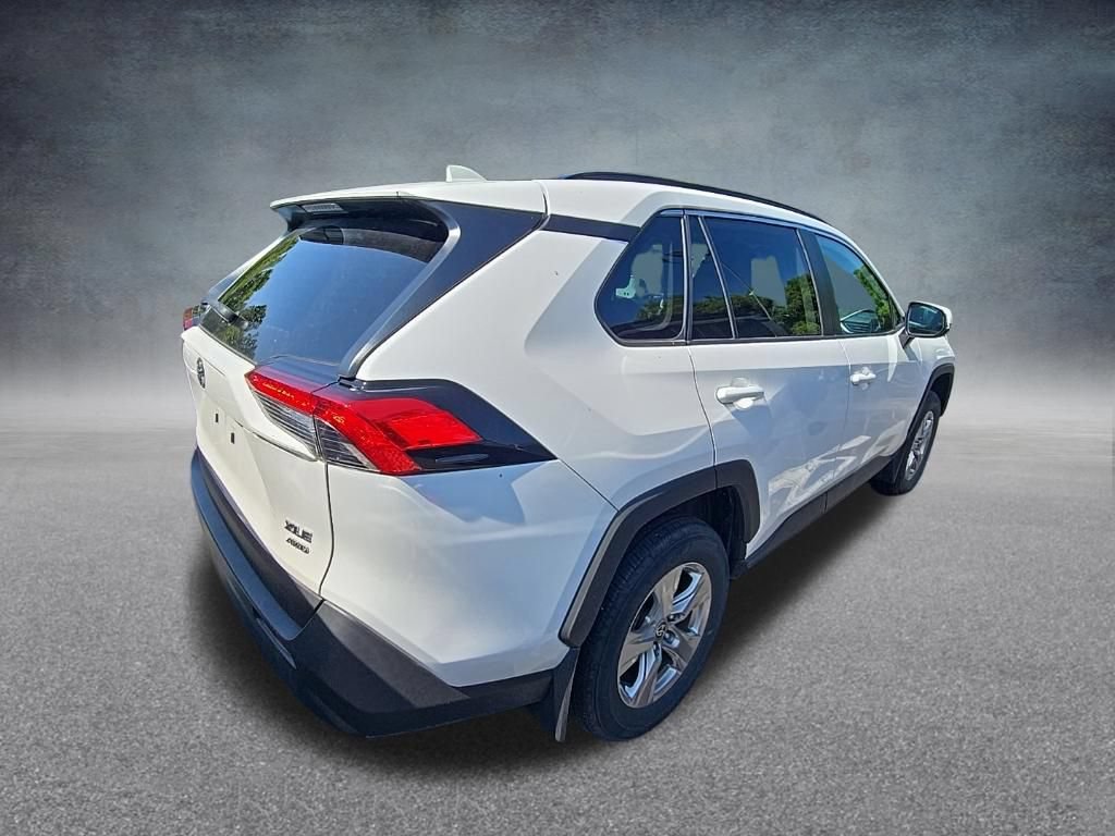 Used 2023 Toyota RAV4 XLE w/ Convenience Package AWD/4WD image 8