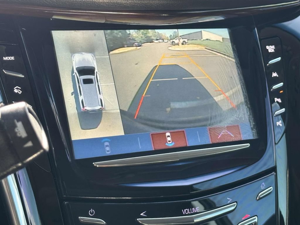 Used 2018 Cadillac Escalade Premium Luxury AWD/4WD image 14