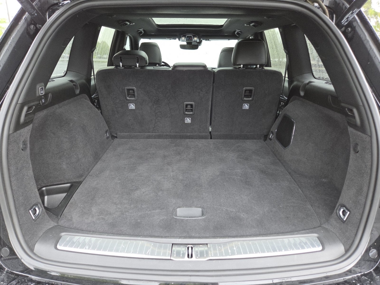 Used 2022 Jeep Grand Cherokee Overland AWD/4WD image 27
