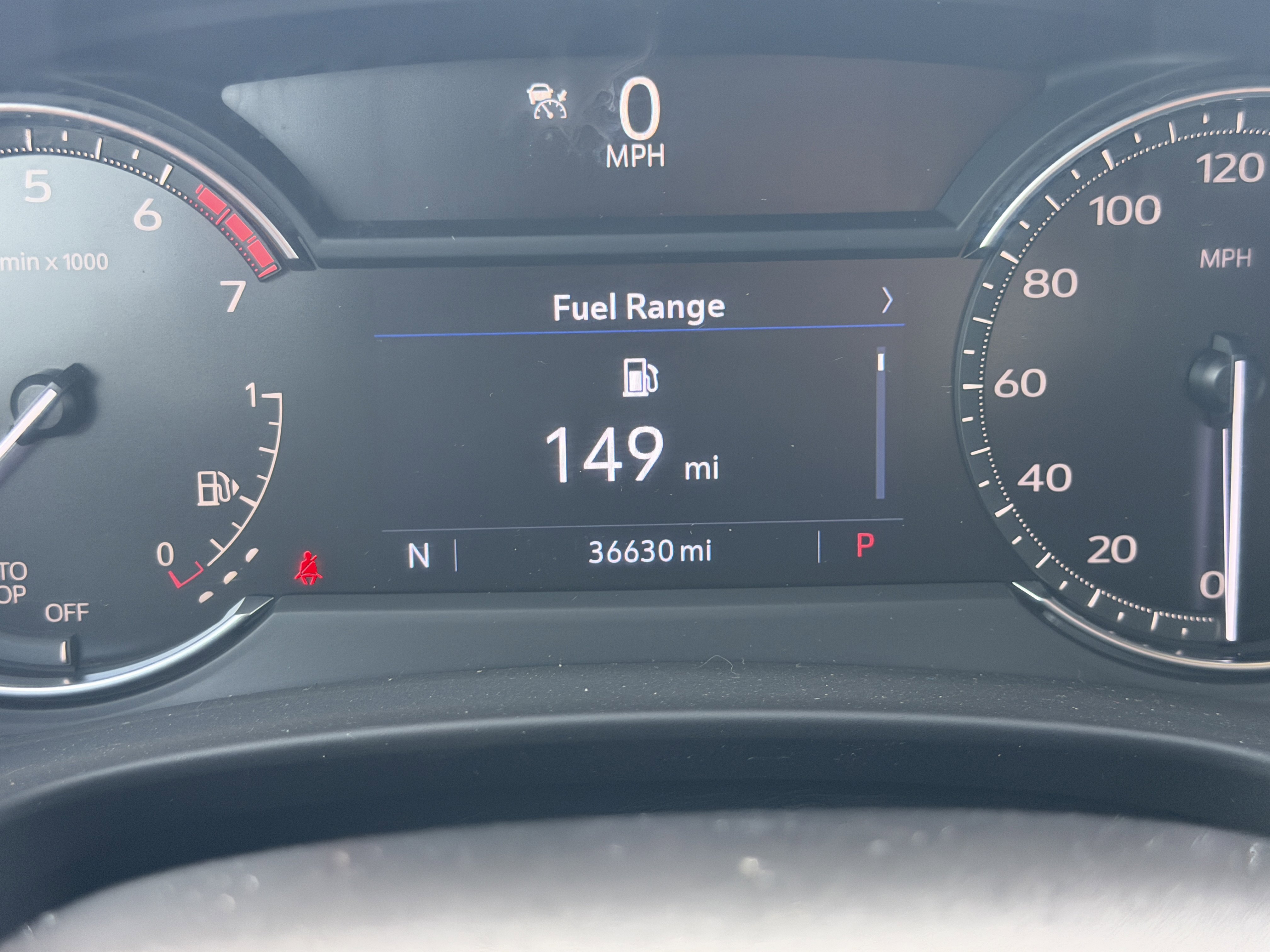 Certified 2023 Cadillac XT4 Premium Luxury w/ Enhanced Visibility Package image 30