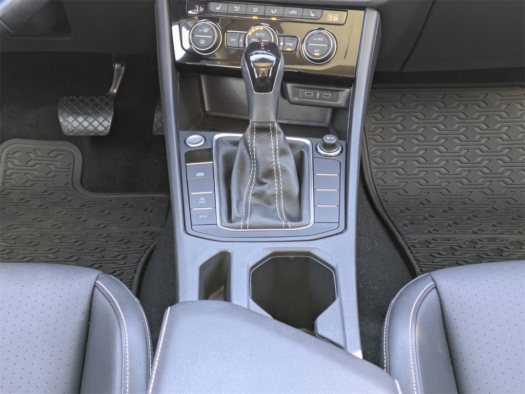 Used 2023 Volkswagen Jetta SE image 20