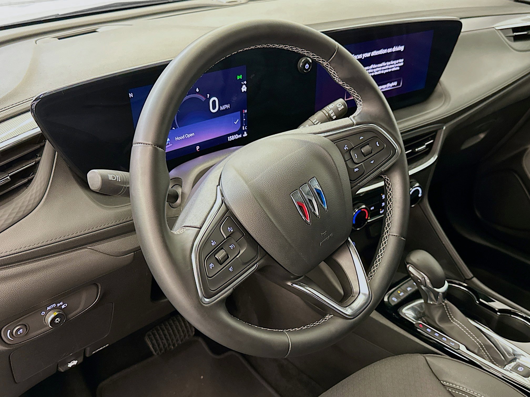 Used 2025 Buick Encore GX Preferred image 18