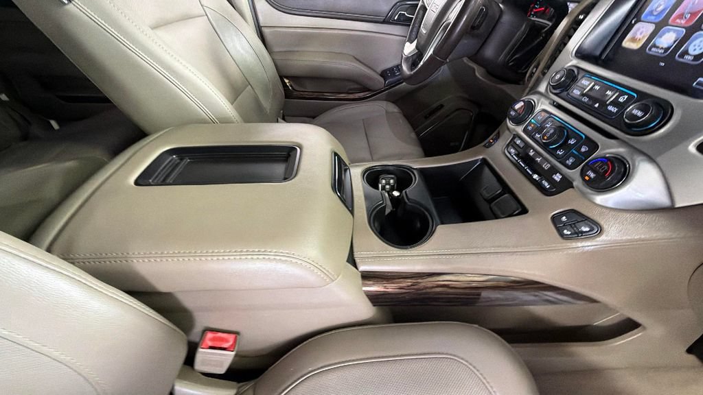 Used 2019 GMC Yukon XL SLT w/ Open Road Package AWD/4WD image 41