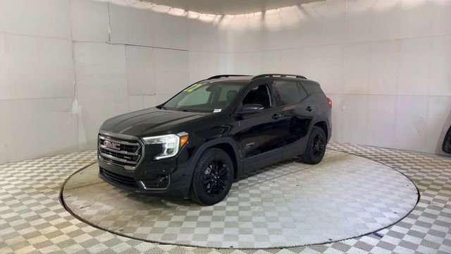 Used 2022 GMC Terrain AT4 w/ Infotainment Package II image 4