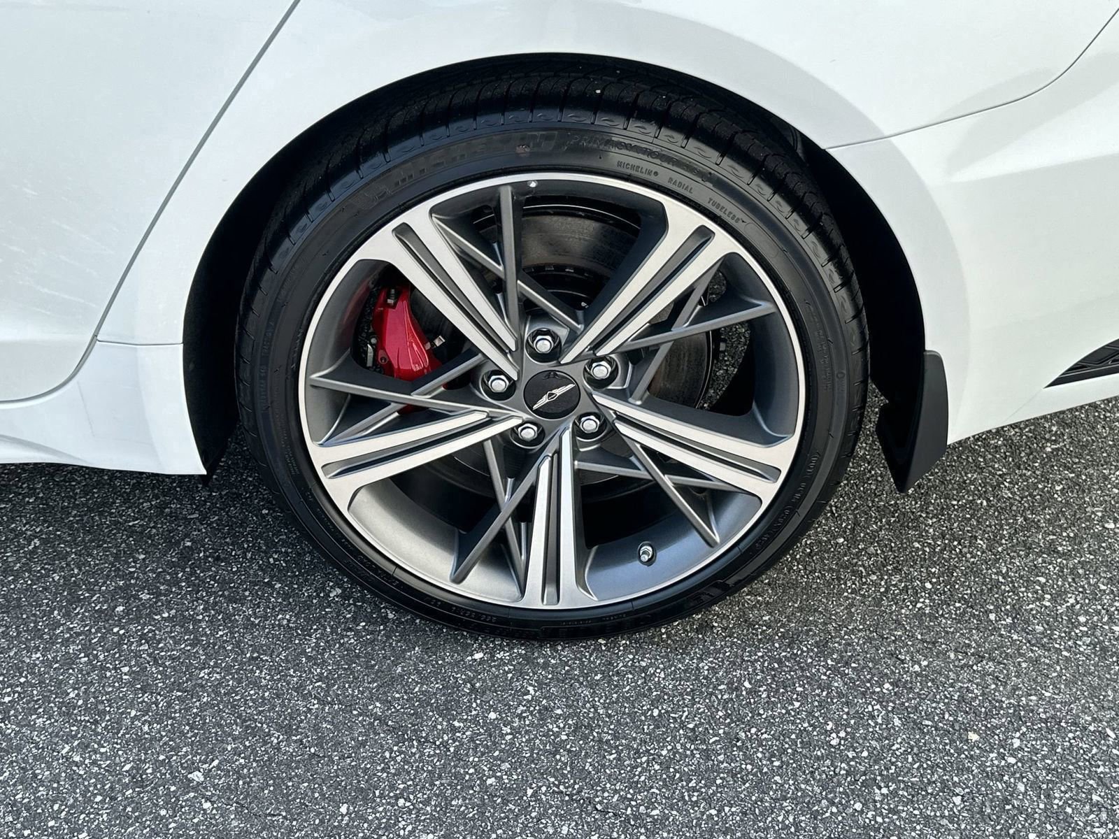 Used 2025 Genesis G70 2.5T w/ Sport Prestige Package image 16