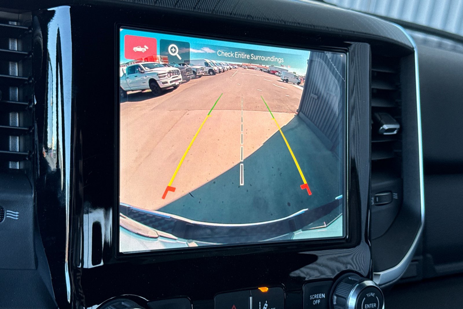 New 2026 RAM 1500 4x4 Crew Cab image 17