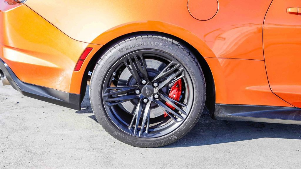 Used 2022 Chevrolet Camaro ZL1 image 12