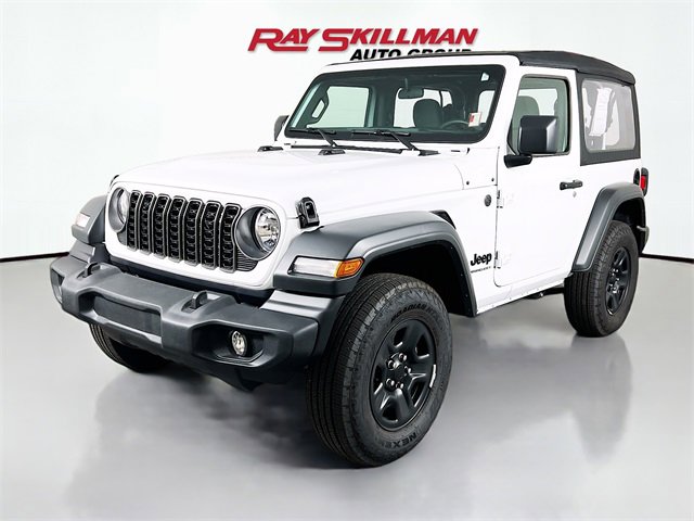 Used 2025 Jeep Wrangler Sport image 3