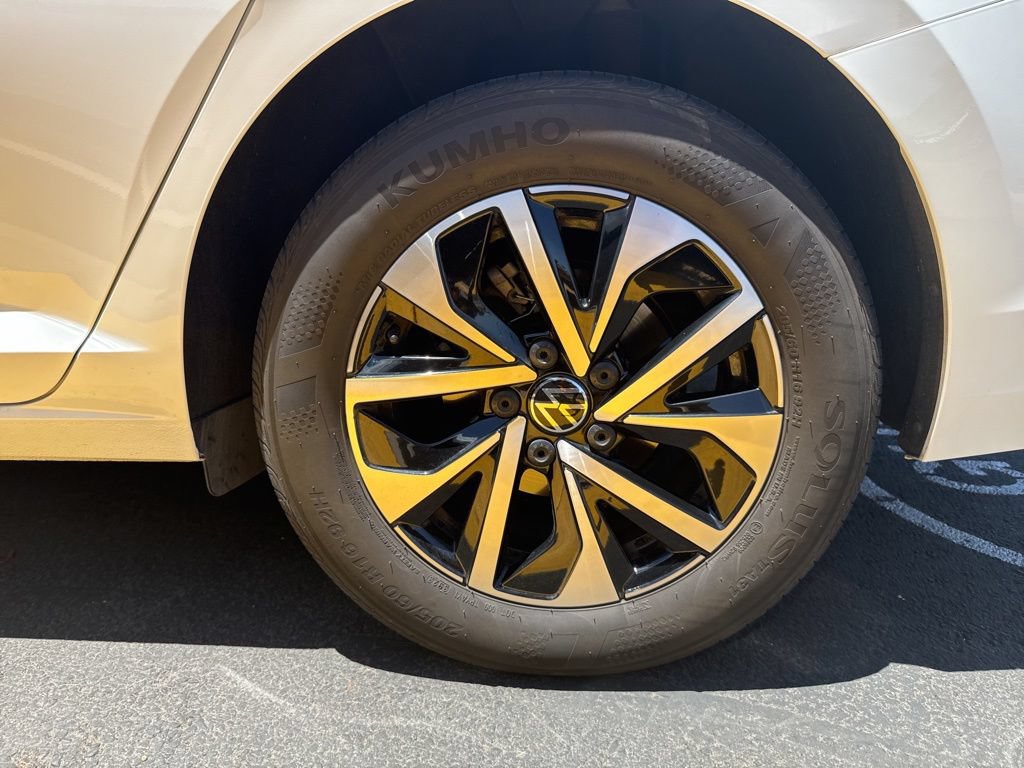 Certified 2024 Volkswagen Jetta S FWD image 12