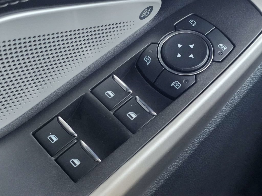 Used 2023 Ford Explorer Limited w/ Limited Technology Package RWD image 27