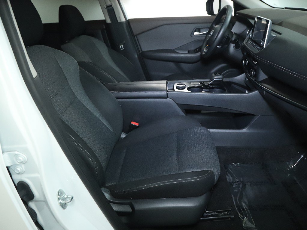 Used 2023 Nissan Rogue SV AWD/4WD image 34