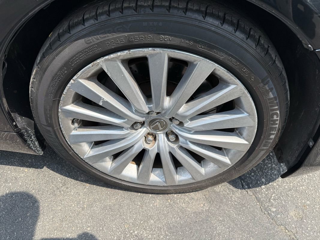 Used 2014 Lexus LS 460 L image 26