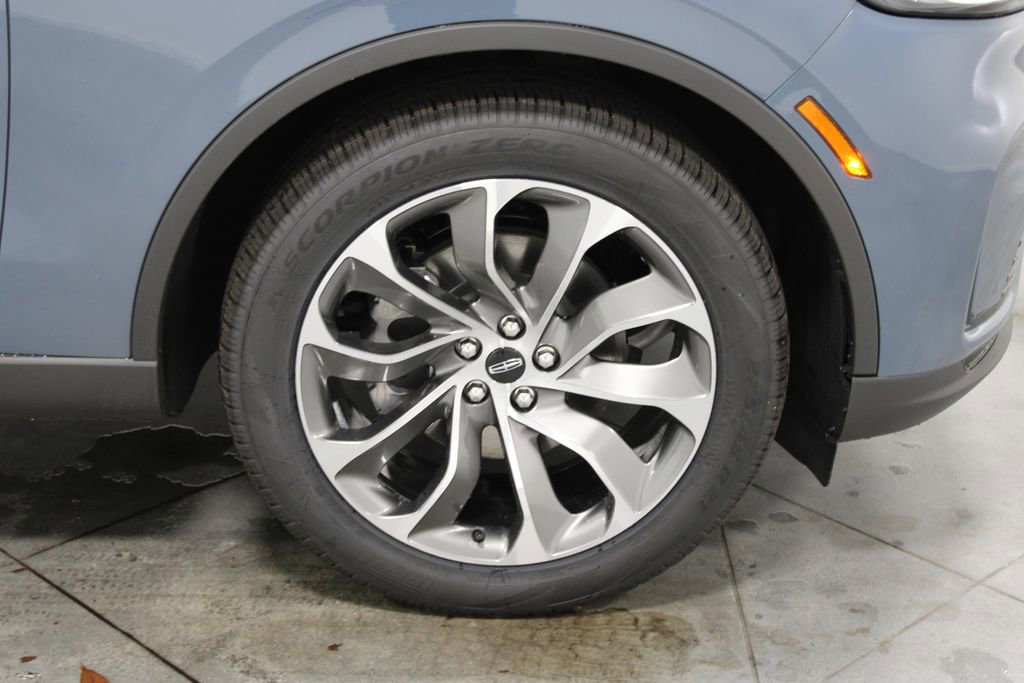 New 2025 Lincoln Aviator 2WD w/ Equipment Group 101A image 12