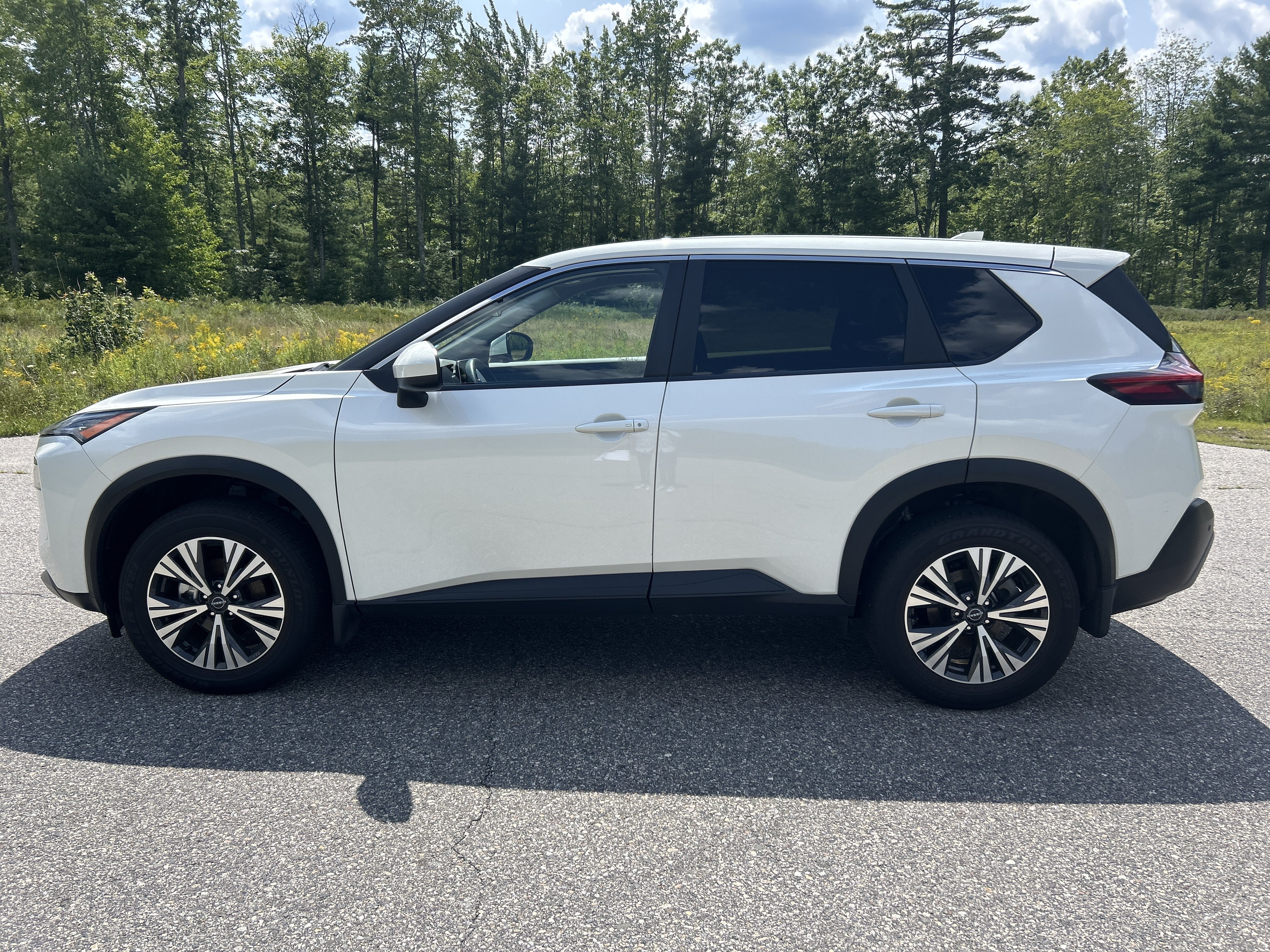 Certified 2023 Nissan Rogue SV AWD/4WD image 8