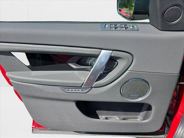 New 2025 Land Rover Discovery Sport S image 27