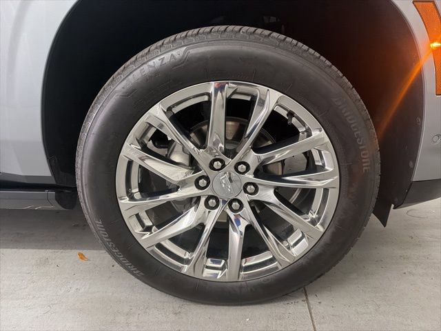 Used 2025 Cadillac Escalade Premium Luxury Platinum w/ LPO, Radiant Package RWD image 11
