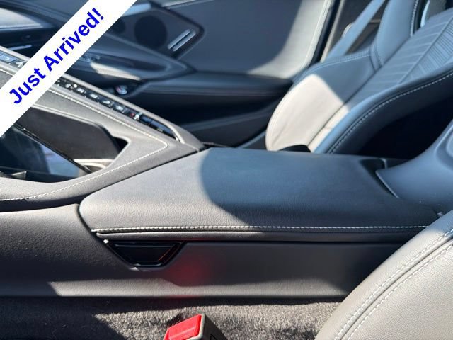 Used 2025 Chevrolet Corvette E-Ray w/ Stealth Interior Trim Package AWD/4WD image 38