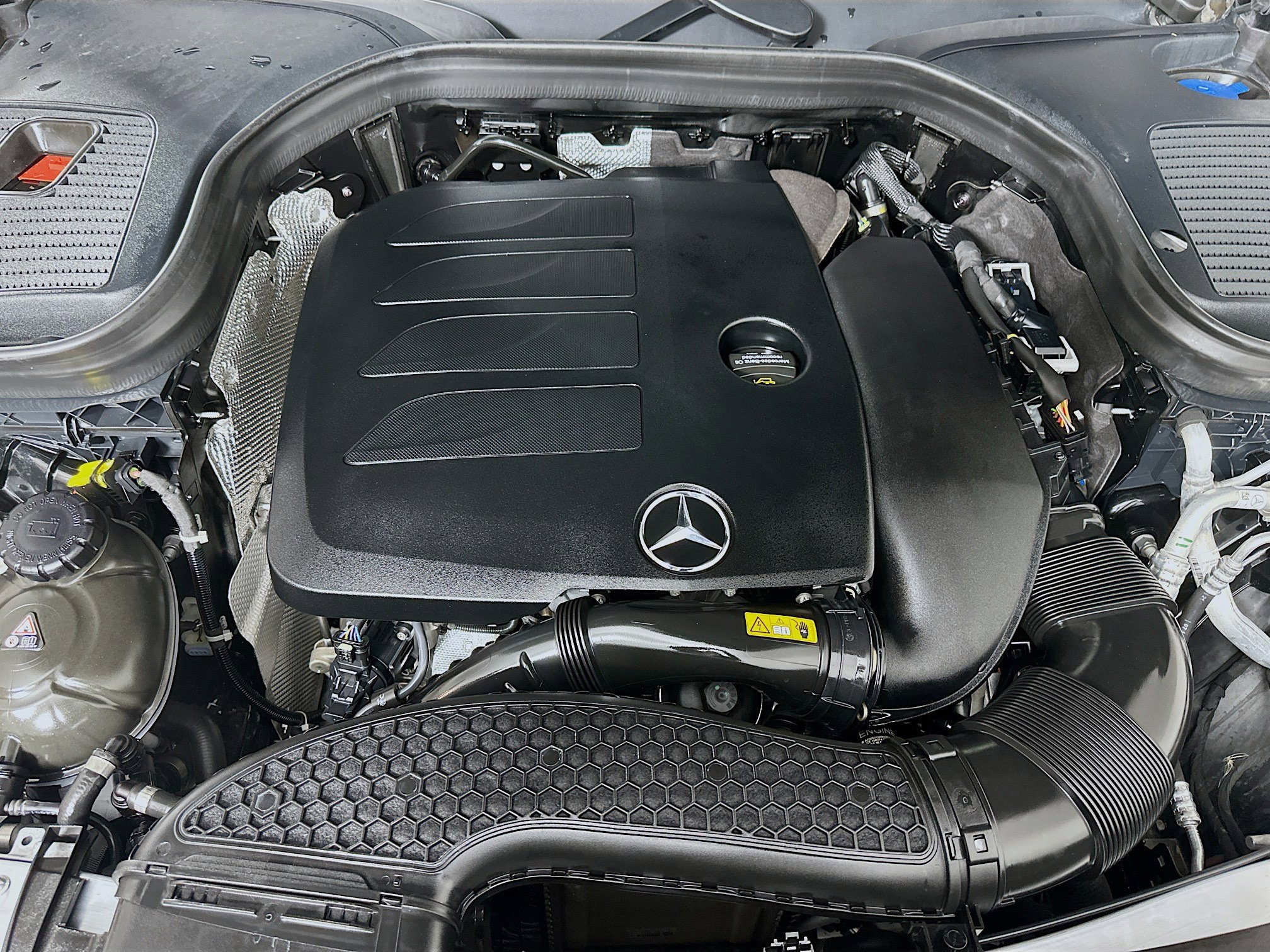 Used 2022 Mercedes-Benz GLC 300 GLC 300 image 35