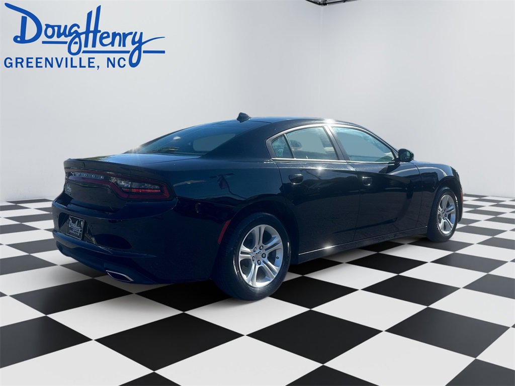 Used 2023 Dodge Charger SXT w/ Cold Weather Package image 5