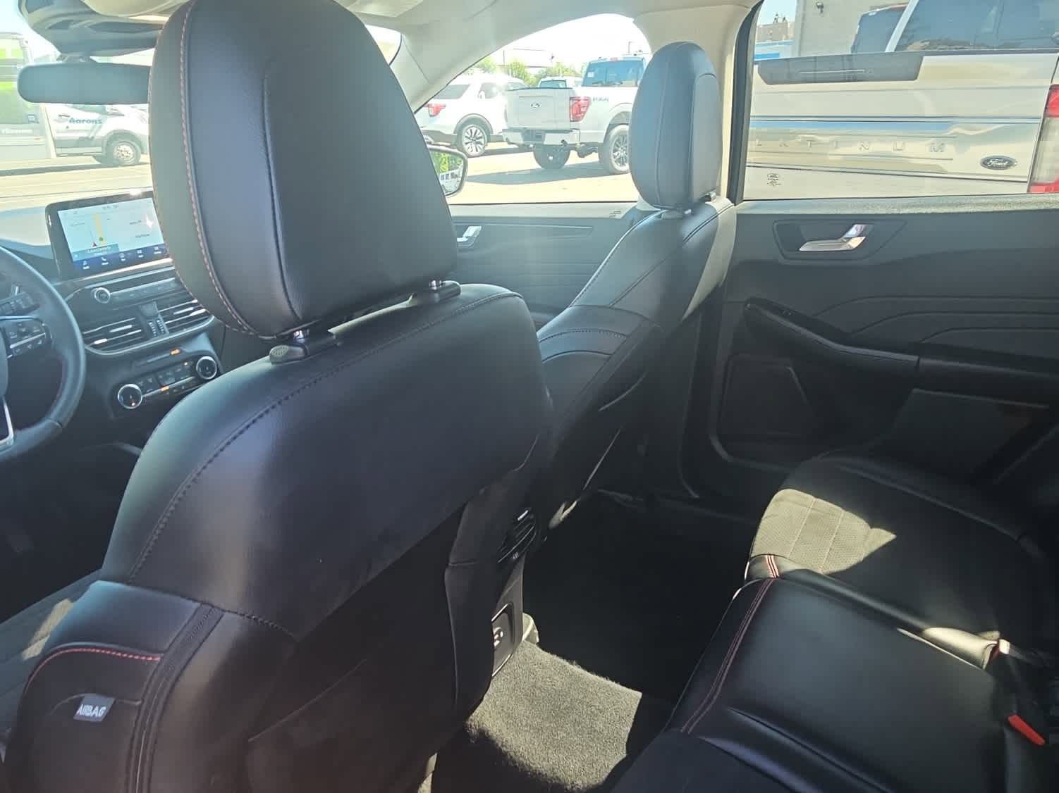 Used 2022 Ford Escape SEL w/ SEL Stealth AWD Package image 11