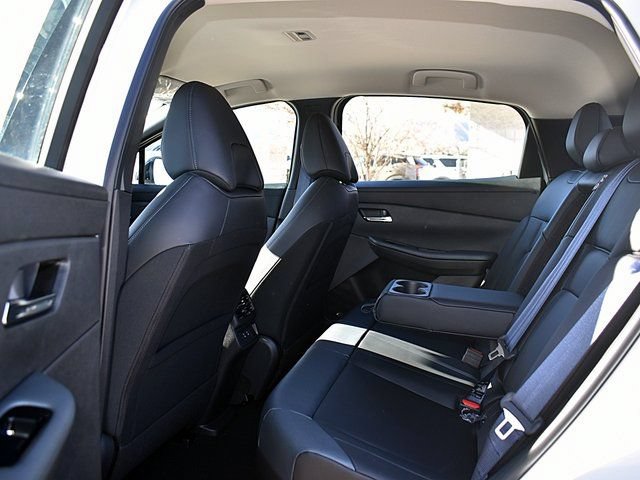 New 2026 Nissan Leaf SV+ w/ Illuminated Package FWD image 10