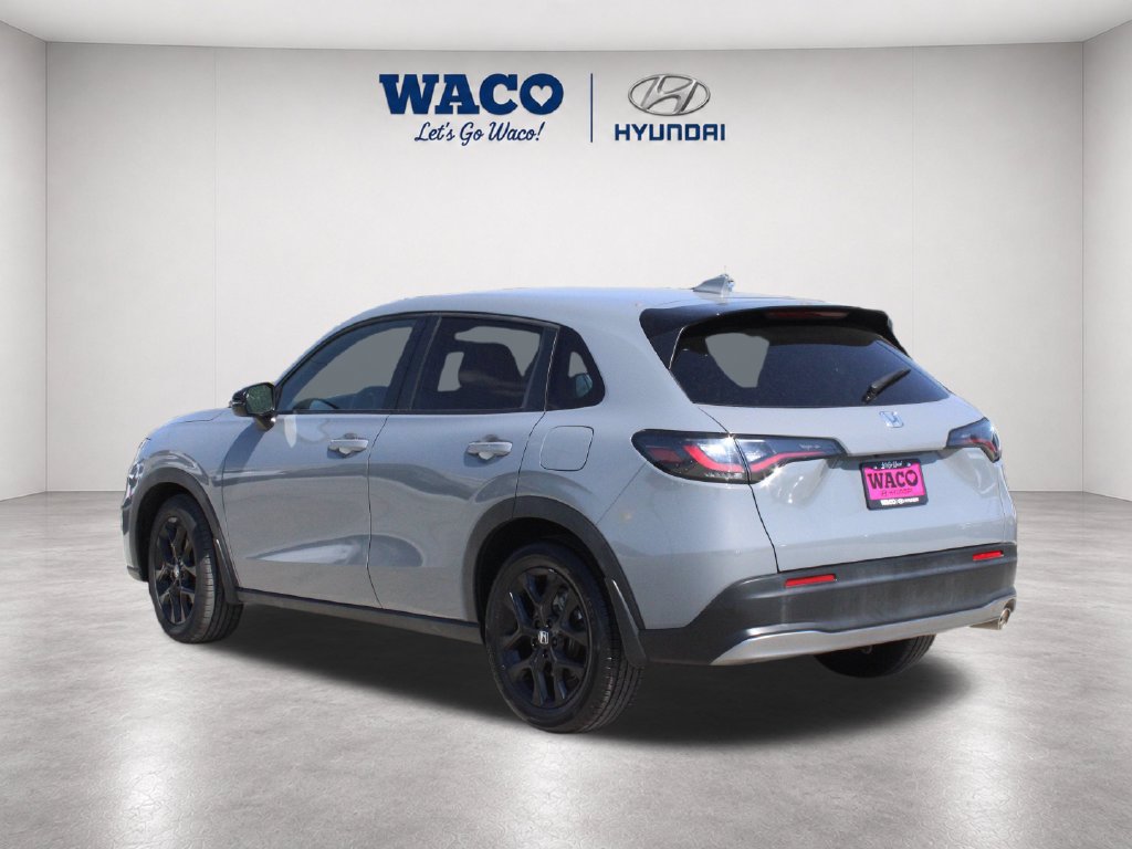 Used 2023 Honda HR-V Sport image 8