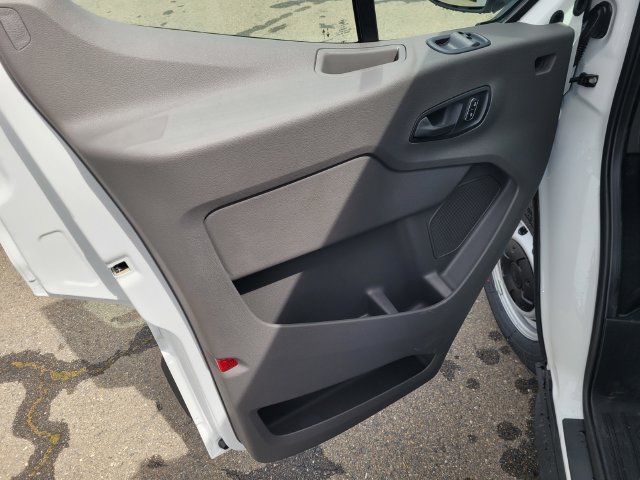 New 2026 Ford Transit 150 Low Roof RWD image 7