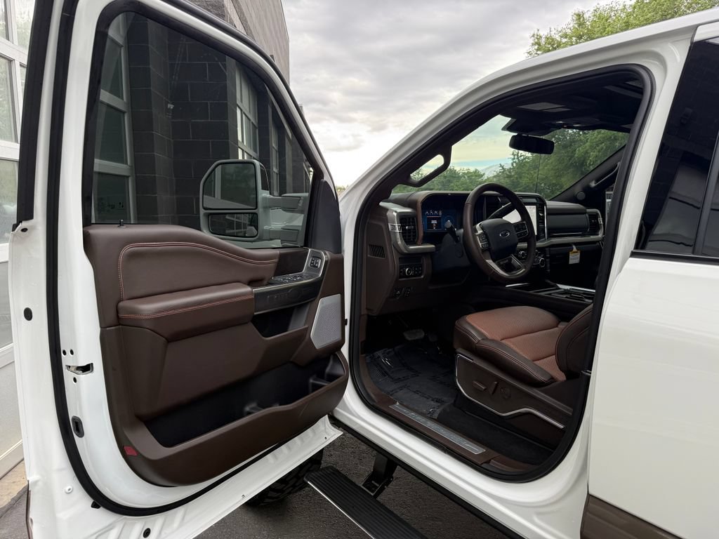Used 2026 Ford F350 King Ranch w/ Chrome Package AWD/4WD image 21