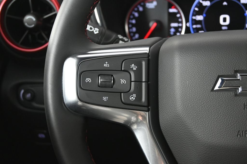 Used 2025 Chevrolet Blazer RS w/ Enhanced Convenience Package AWD/4WD image 38