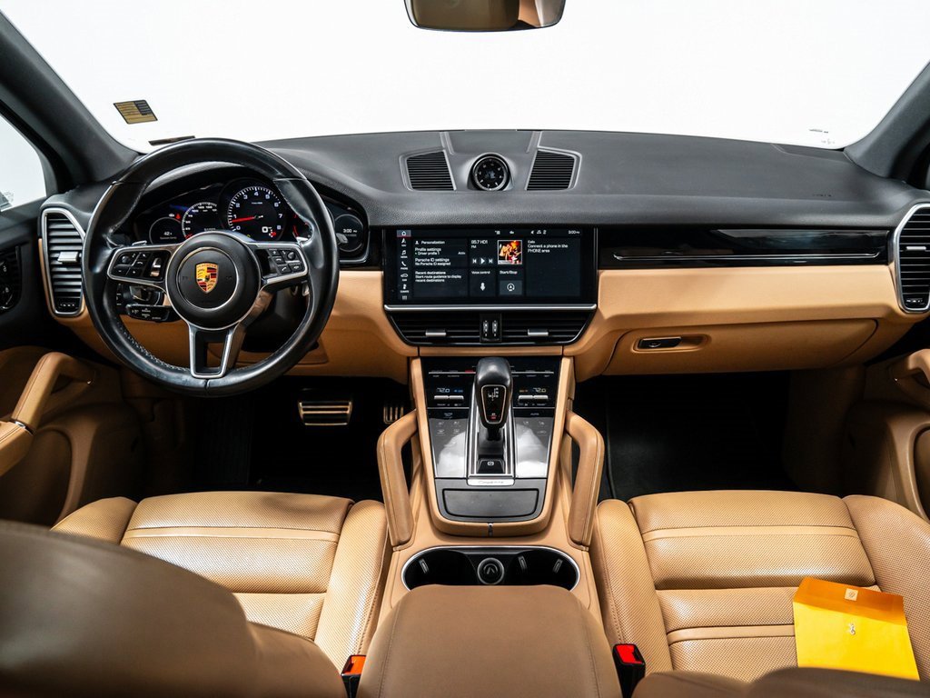 Used 2020 Porsche Cayenne S image 21