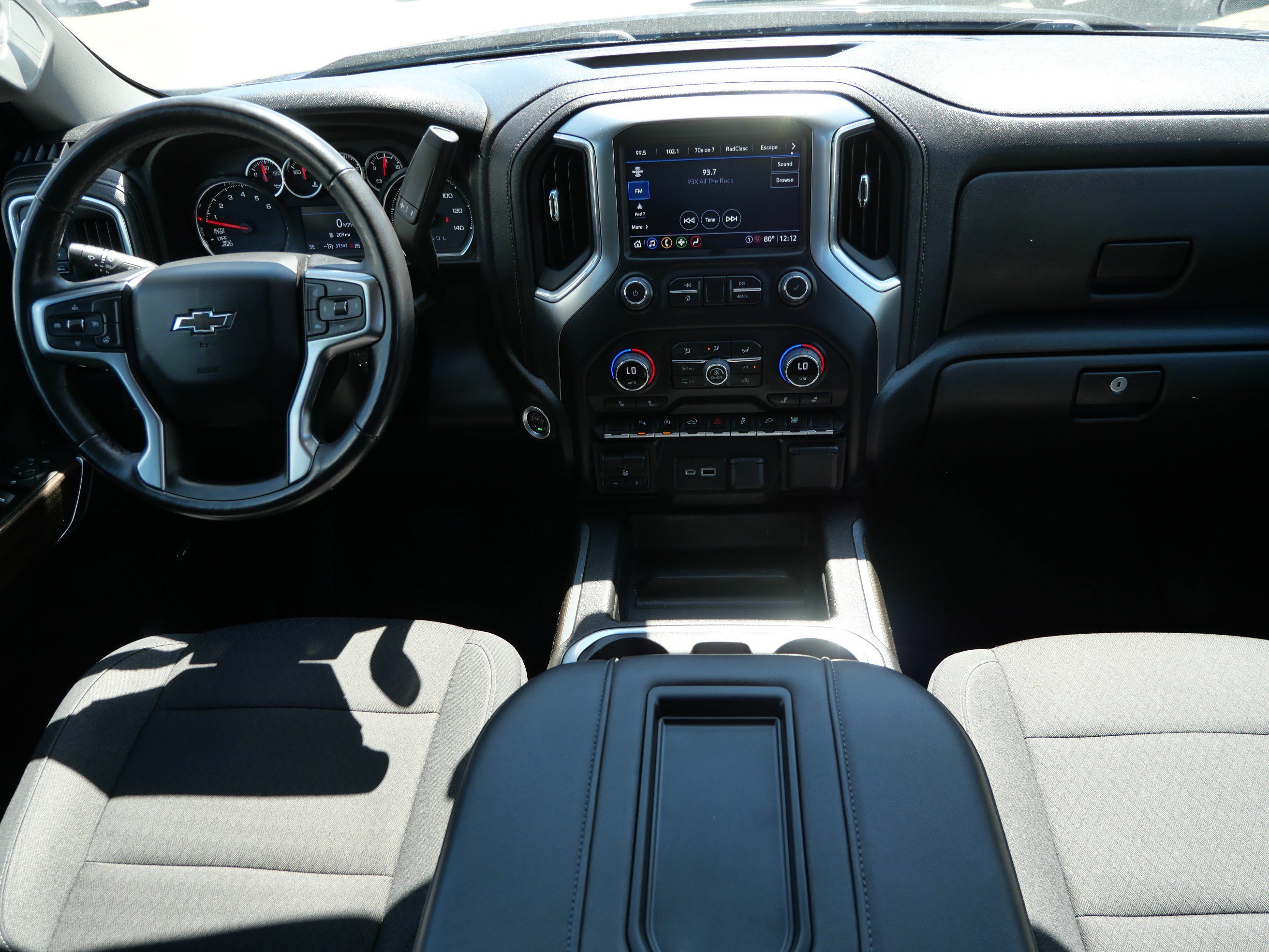 Used 2022 Chevrolet Silverado 1500 RST w/ Redline Edition AWD/4WD image 10