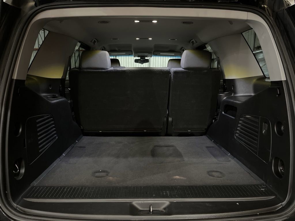 Used 2019 Chevrolet Tahoe LS AWD/4WD image 14