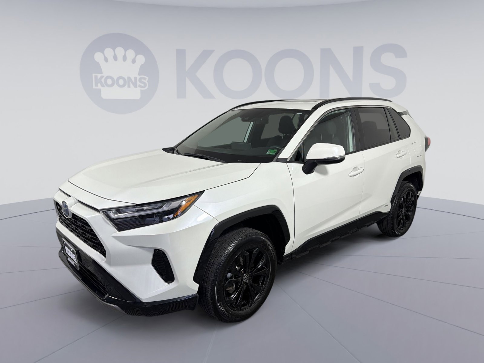 Used 2022 Toyota RAV4 SE