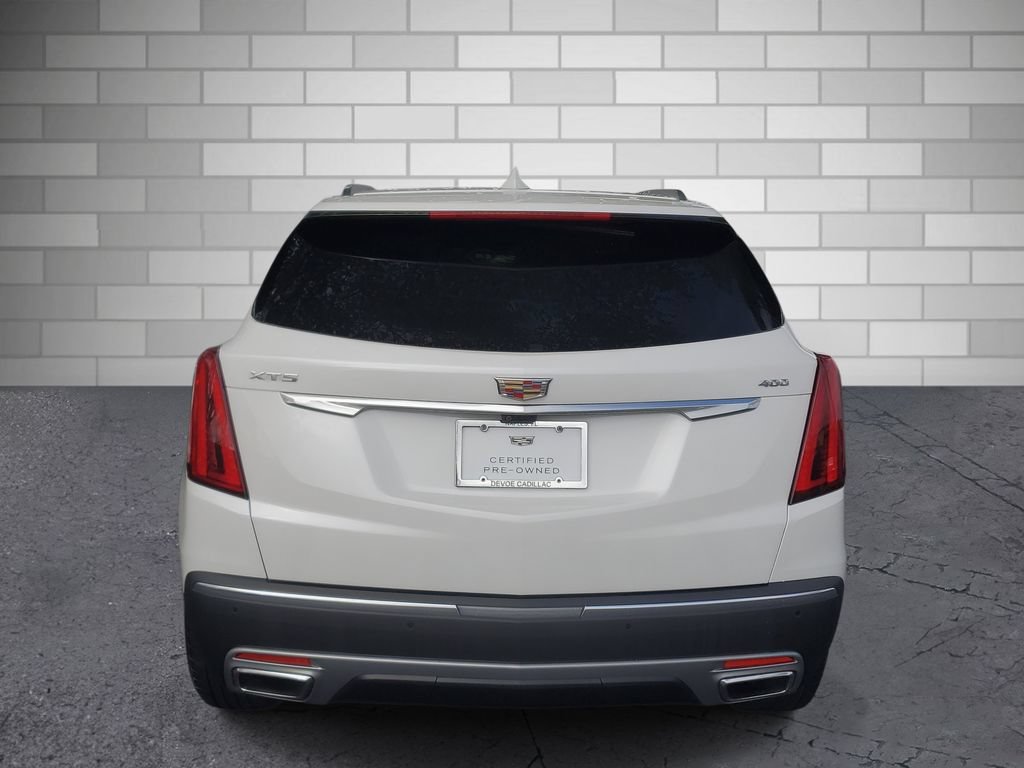 Certified 2023 Cadillac XT5 Premium Luxury w/ Technology Package FWD image 4