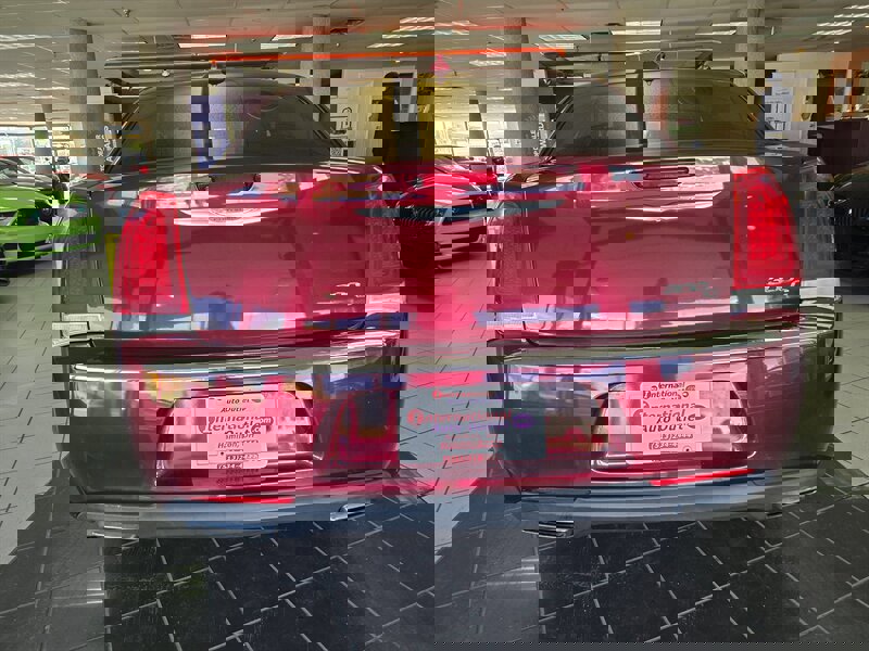 Used 2017 Chrysler 300 C w/ Harman/Kardon Audio Group image 5