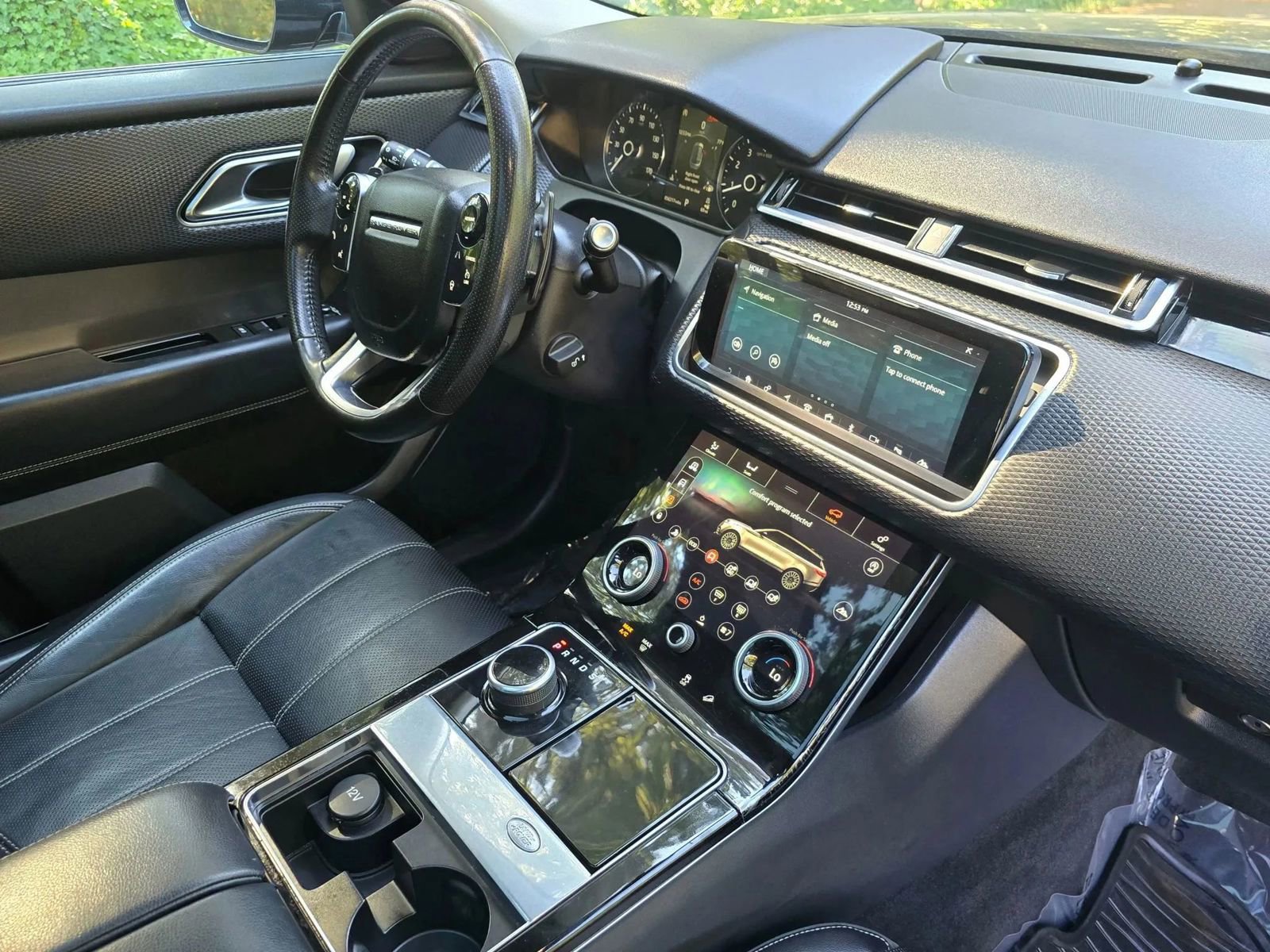 Used 2018 Land Rover Range Rover Velar S image 10