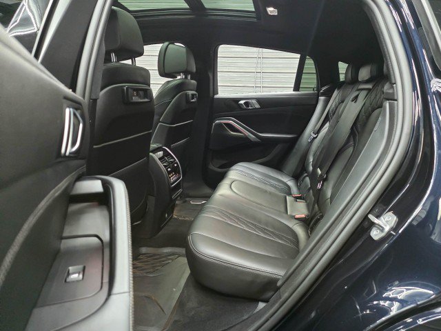 Used 2023 BMW X6 xDrive40i AWD/4WD image 17