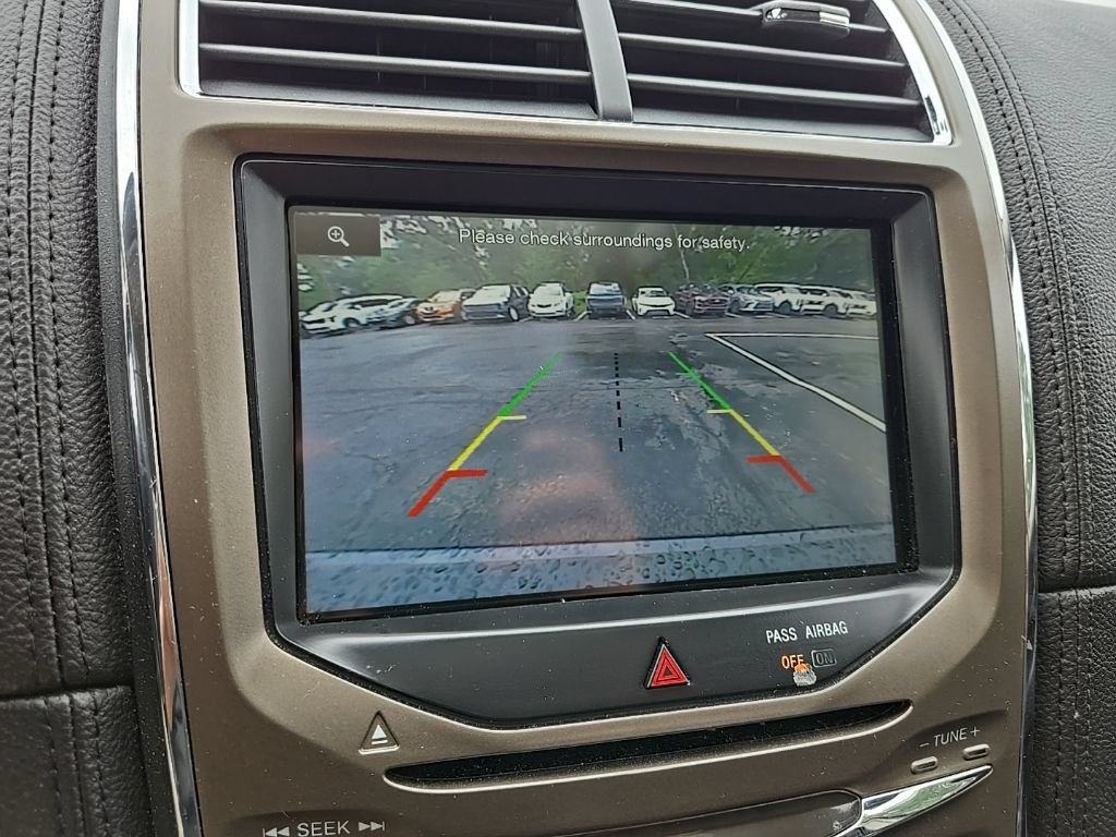 Used 2014 Lincoln MKX AWD w/ Equipment Group 102A image 24