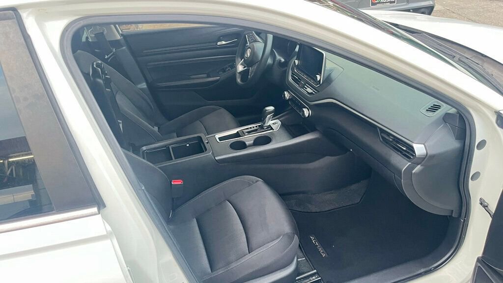 Used 2019 Nissan Altima 2.5 S image 5