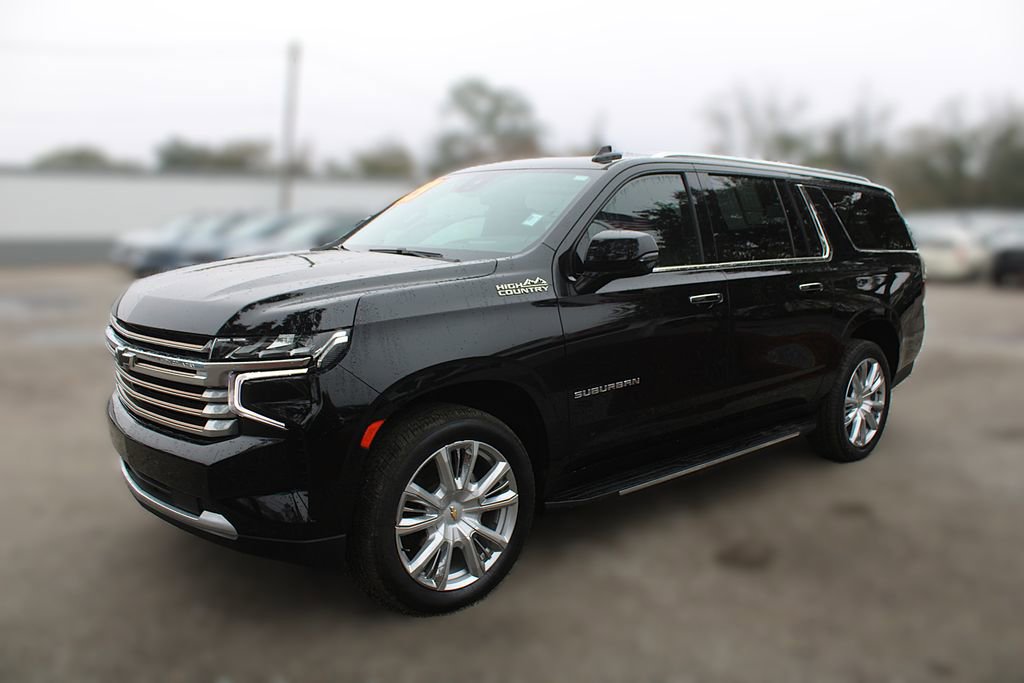 Used 2023 Chevrolet Suburban High Country image 16