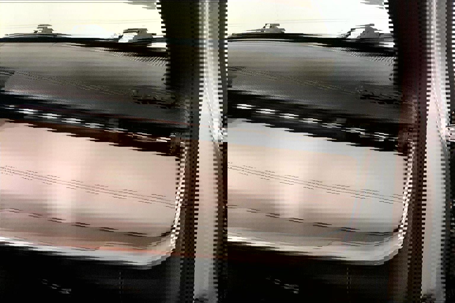 Used 2025 Jeep Compass Limited image 16