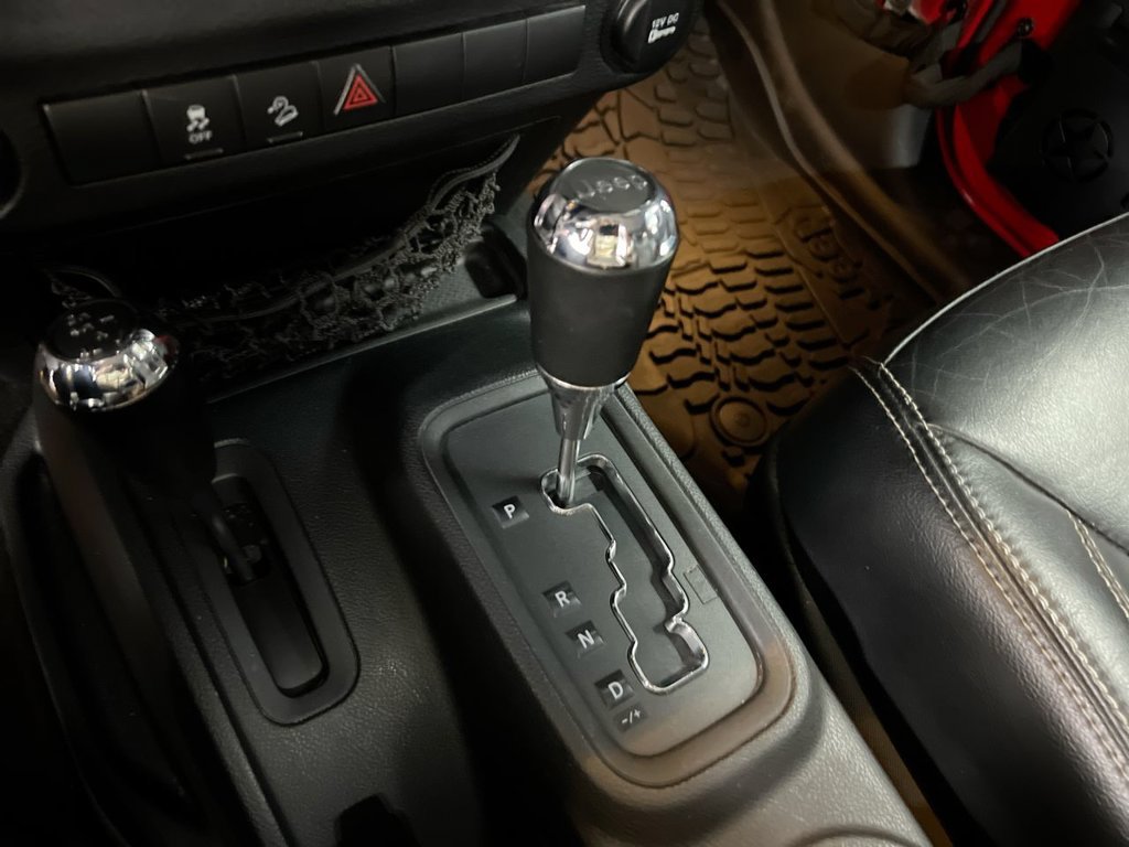 Used 2014 Jeep Wrangler Sport AWD/4WD image 16
