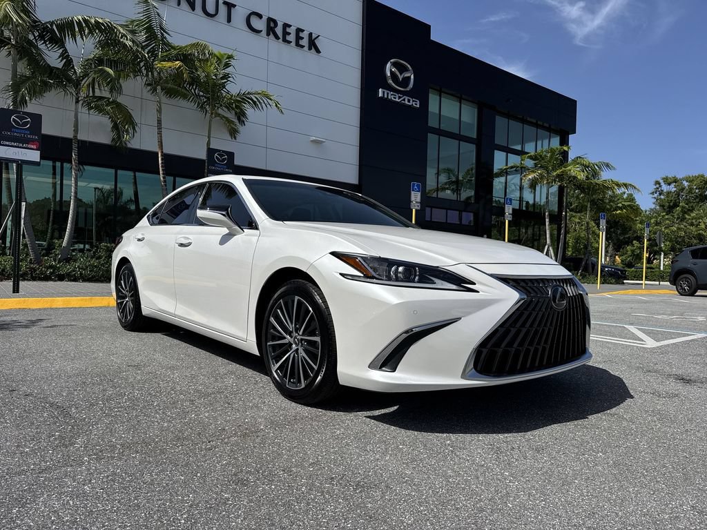 Used 2025 Lexus ES 350 w/ Premium Package FWD image 30